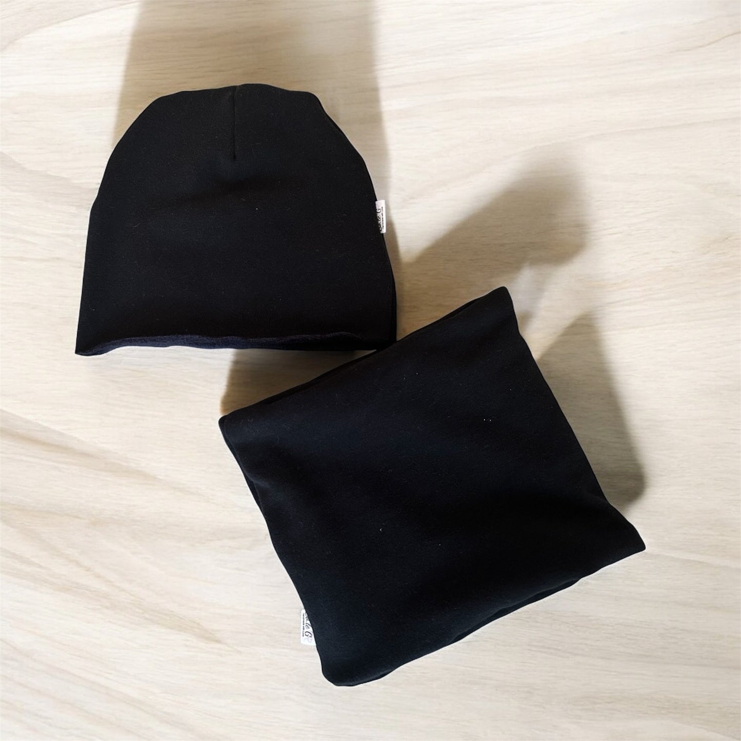 Set Cappello e Scaldacollo Felpa Tinta Unita