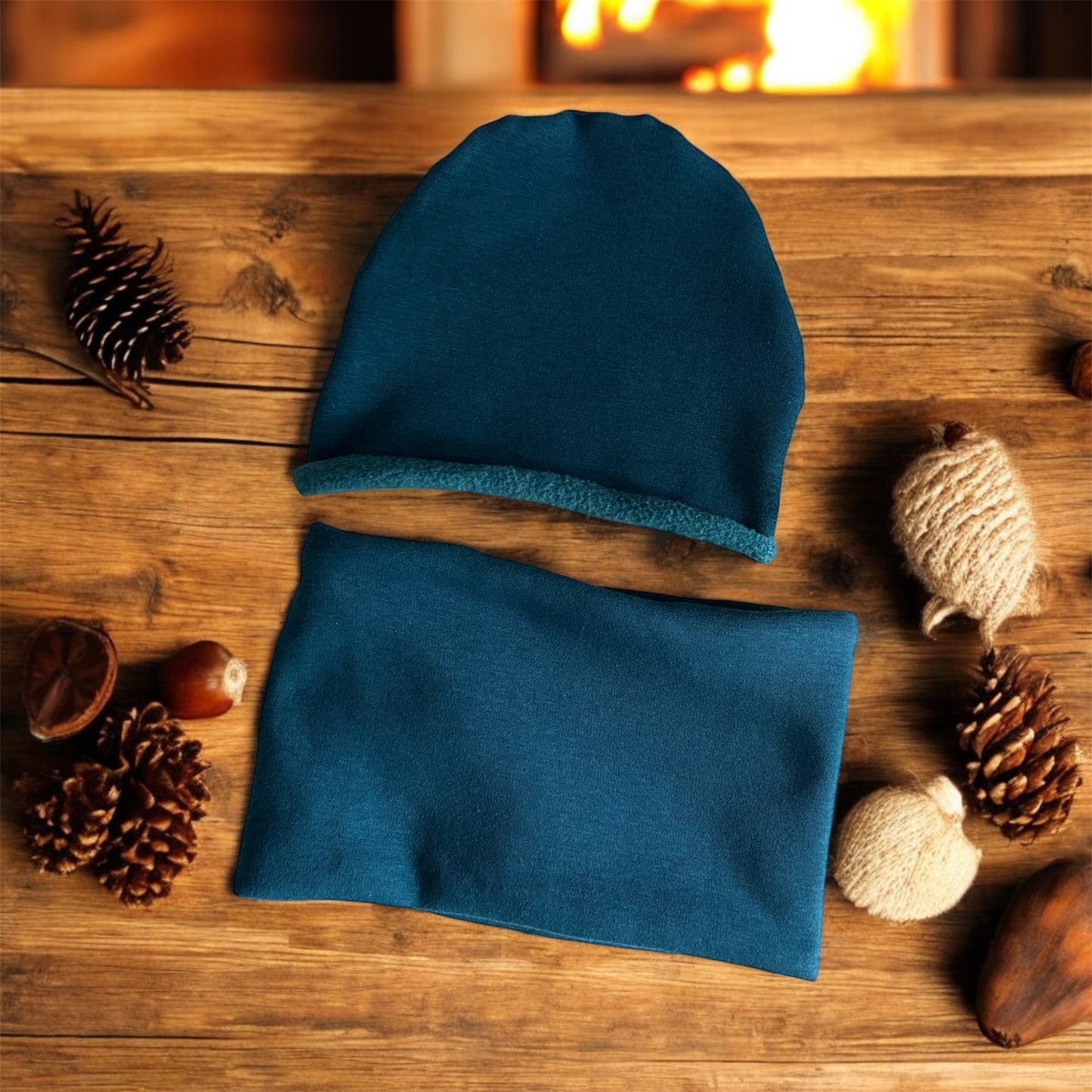 Set Cappello e Scaldacollo Felpa Tinta Unita